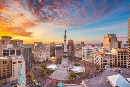 Cozysuites L Dream 1Br, Monument Circle, Indy Indianapolis Eksteriør billede